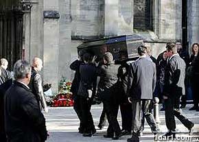 استخدام گریه کن حرفه ای برای مراسم تدفین