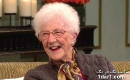 تمدید گواهینامه رانندگی خانم 101 ساله+عکس