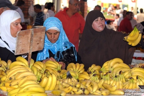 جدیدترین و جالبترین فتوای مفتی های  وهابیون درباره دست زدن زنان به موز و خیار 