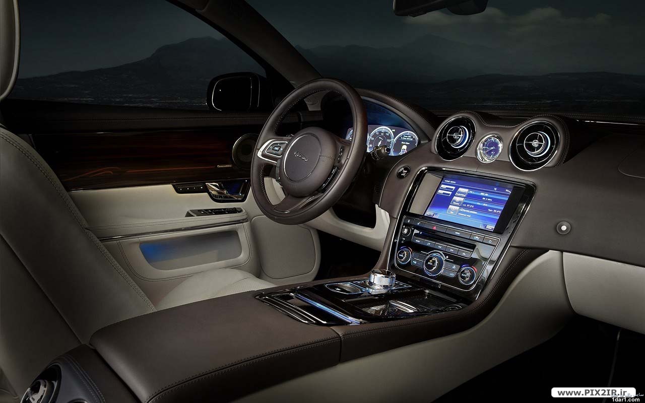 والپیپرهای اتومبیل Jaguar XJ 2012