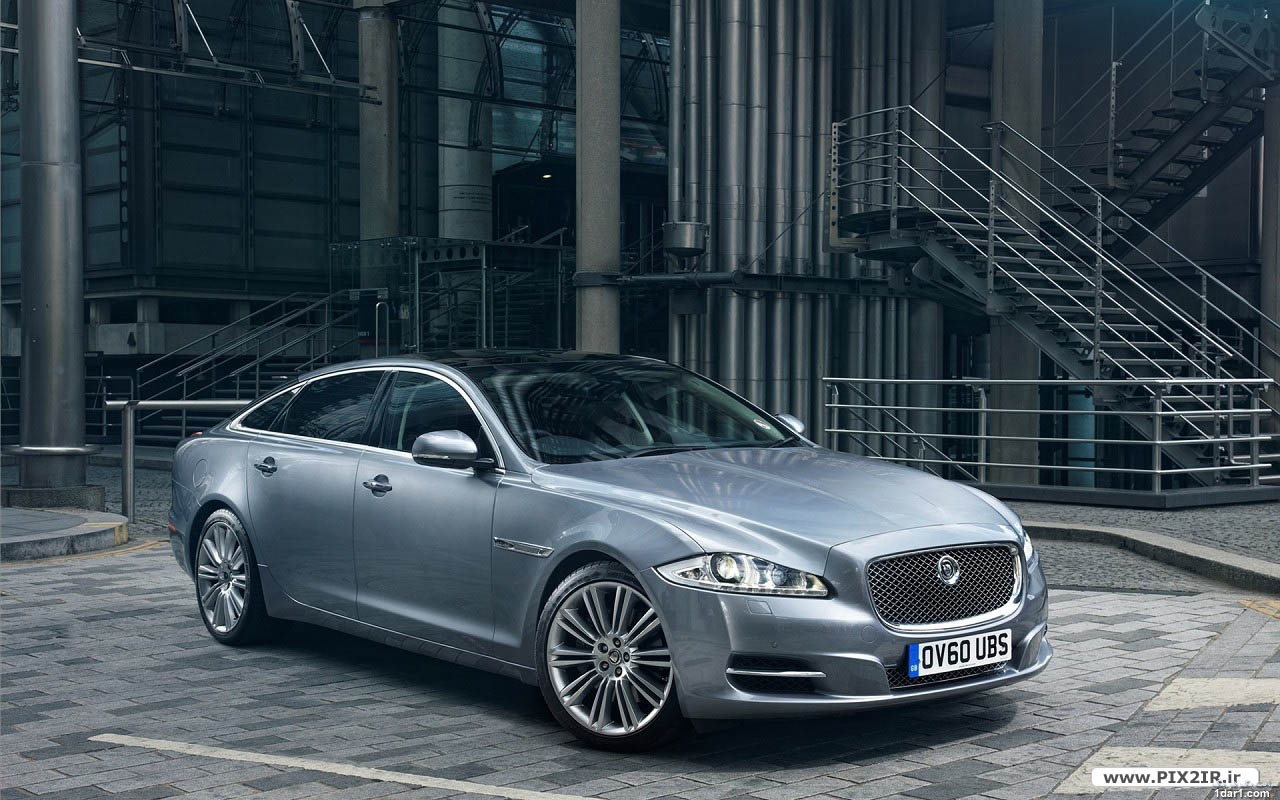 والپیپرهای اتومبیل Jaguar XJ 2012